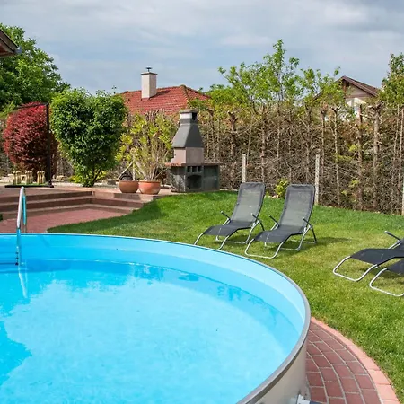 בית נופש Sabine *